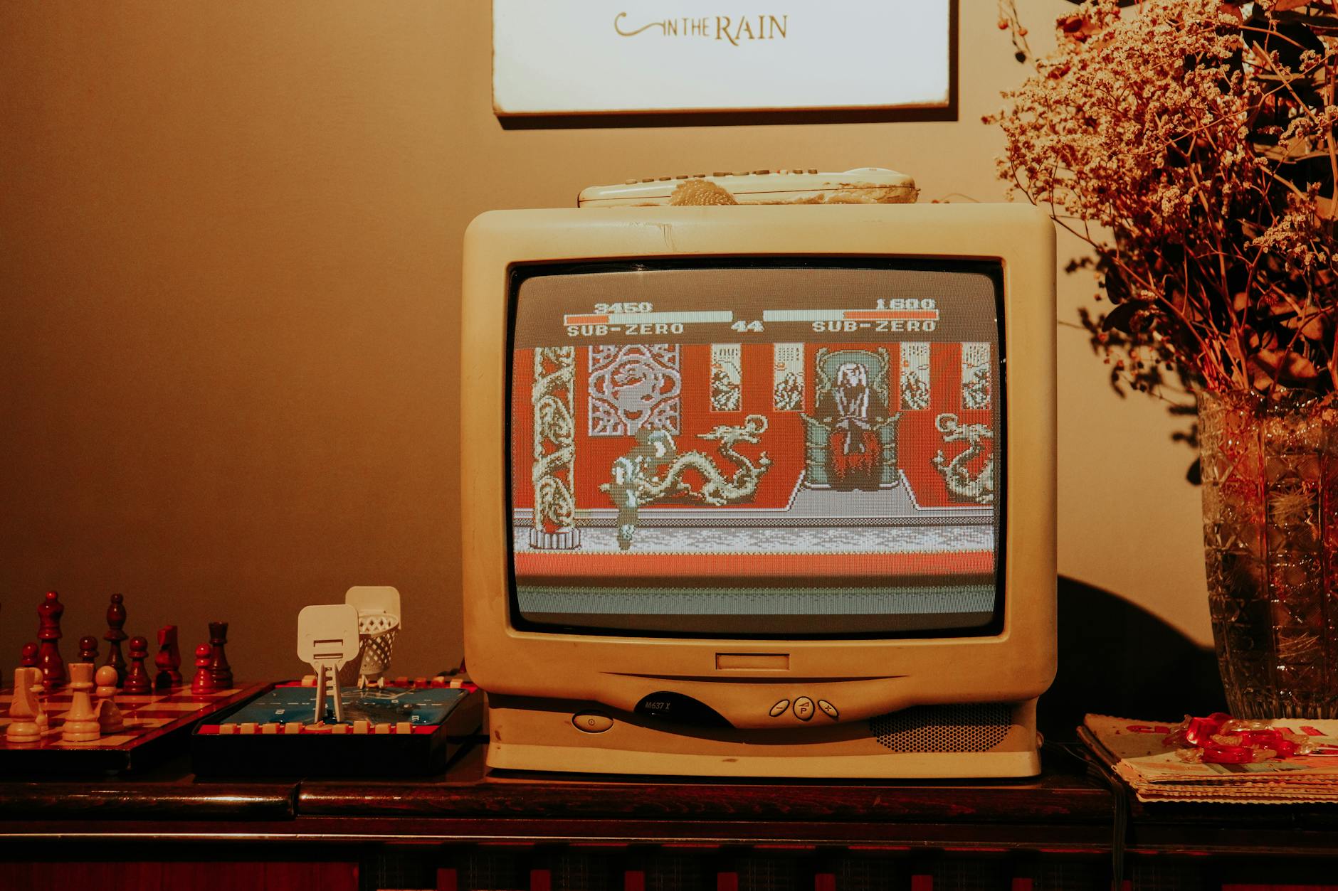 Màn hình game bắn cá có đàn cá nhỏ và cá vừa di chuyển theo nhóm