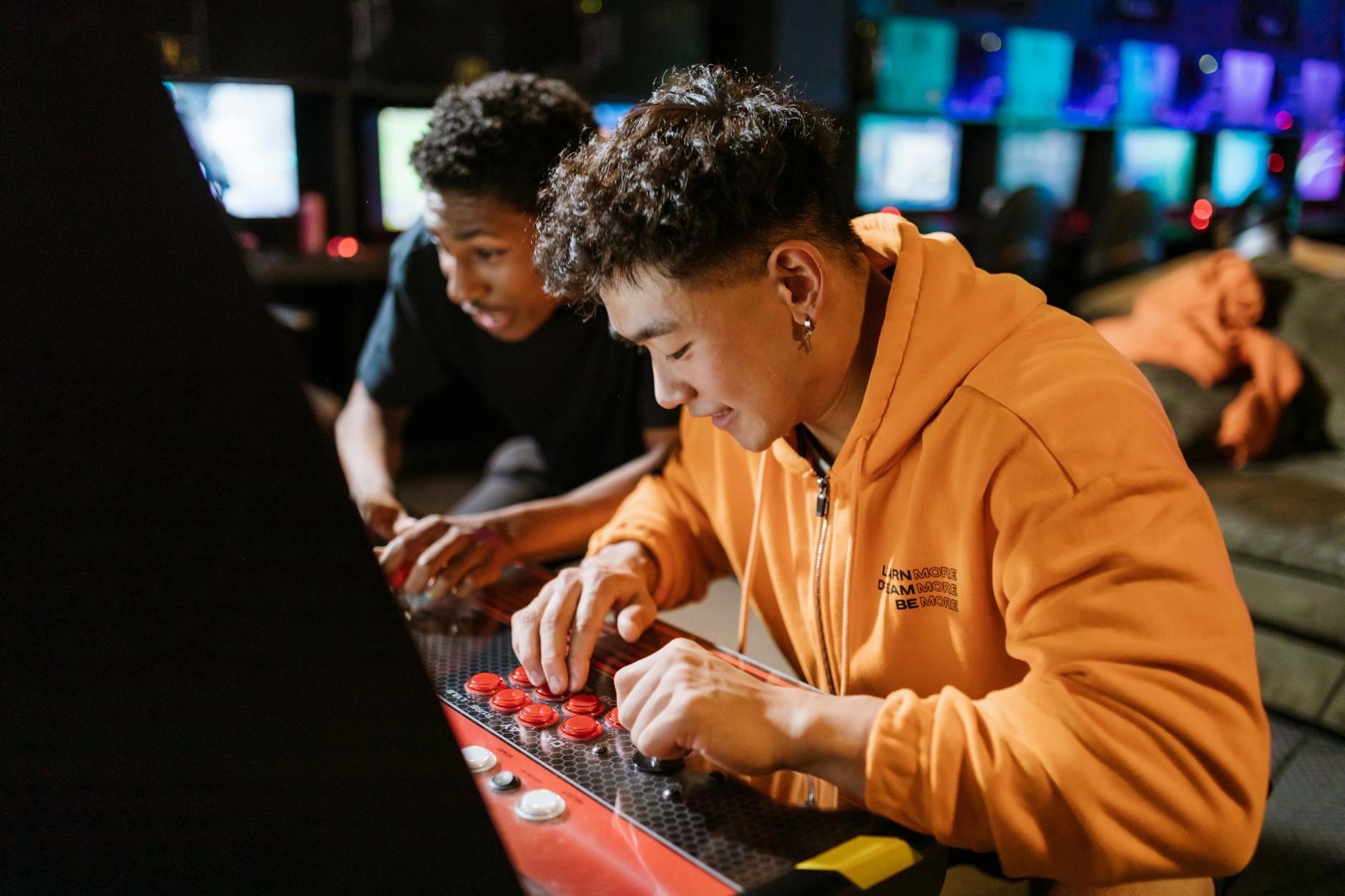 Người chơi khóa mục tiêu khi săn boss trong game bắn cá